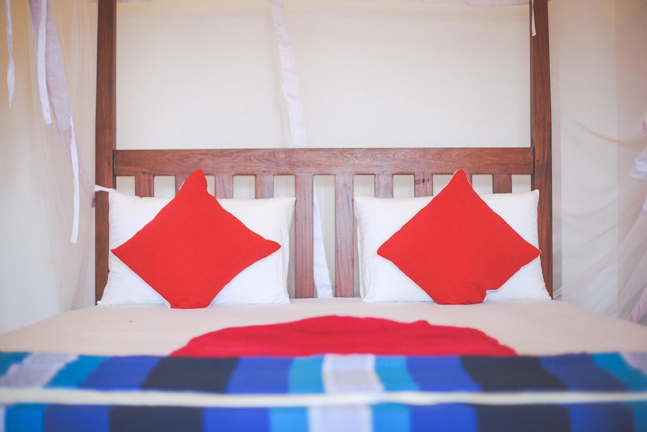 Lazies Midigama Hotel Екстериор снимка